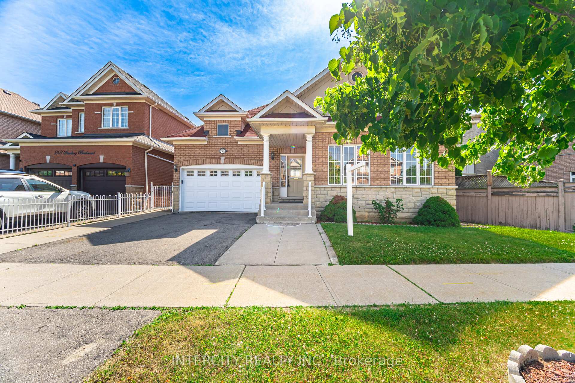 nahphoto.jpg|246\N12245246_1.jpg|/propertyphotos/246/N12245246_1.jpg